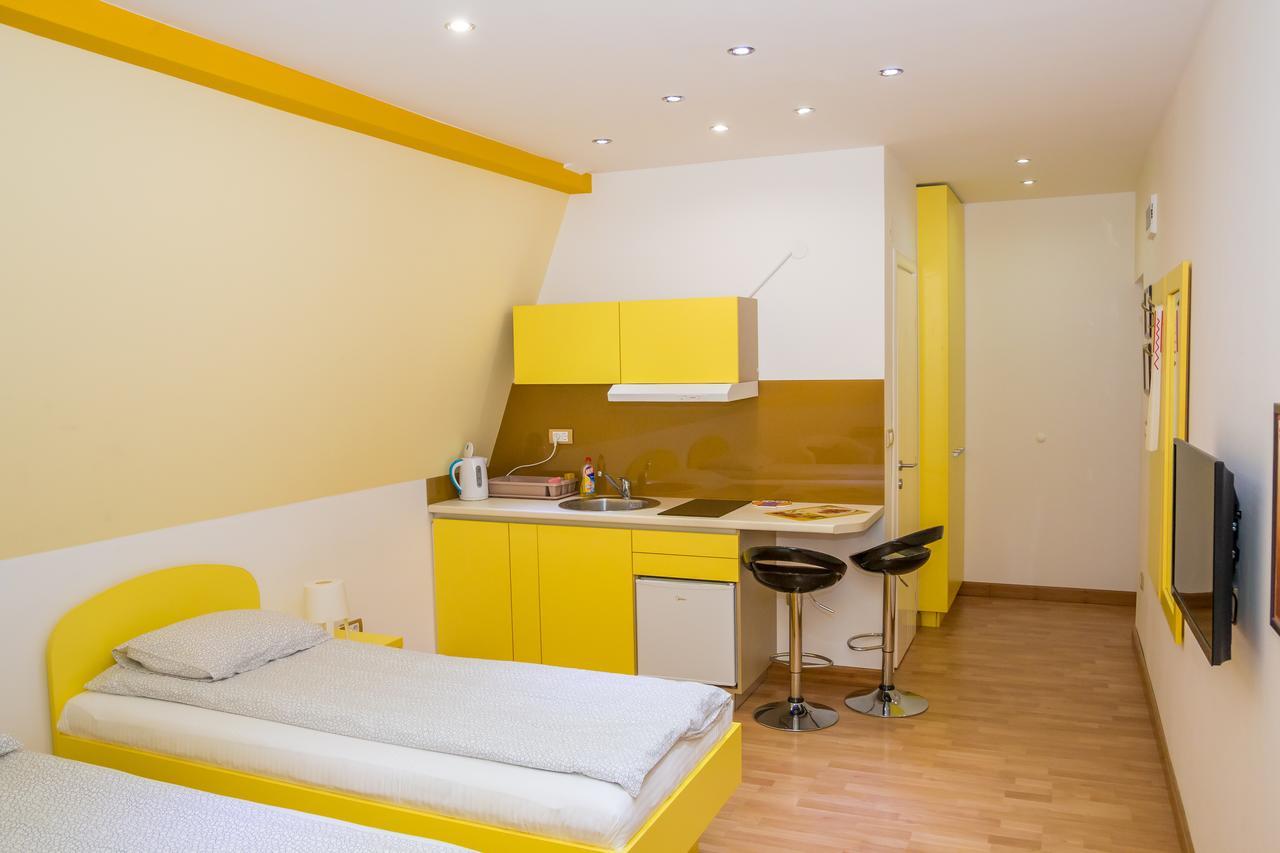 Kalanj Apartmani I Sobe Belgrad Exteriör bild
