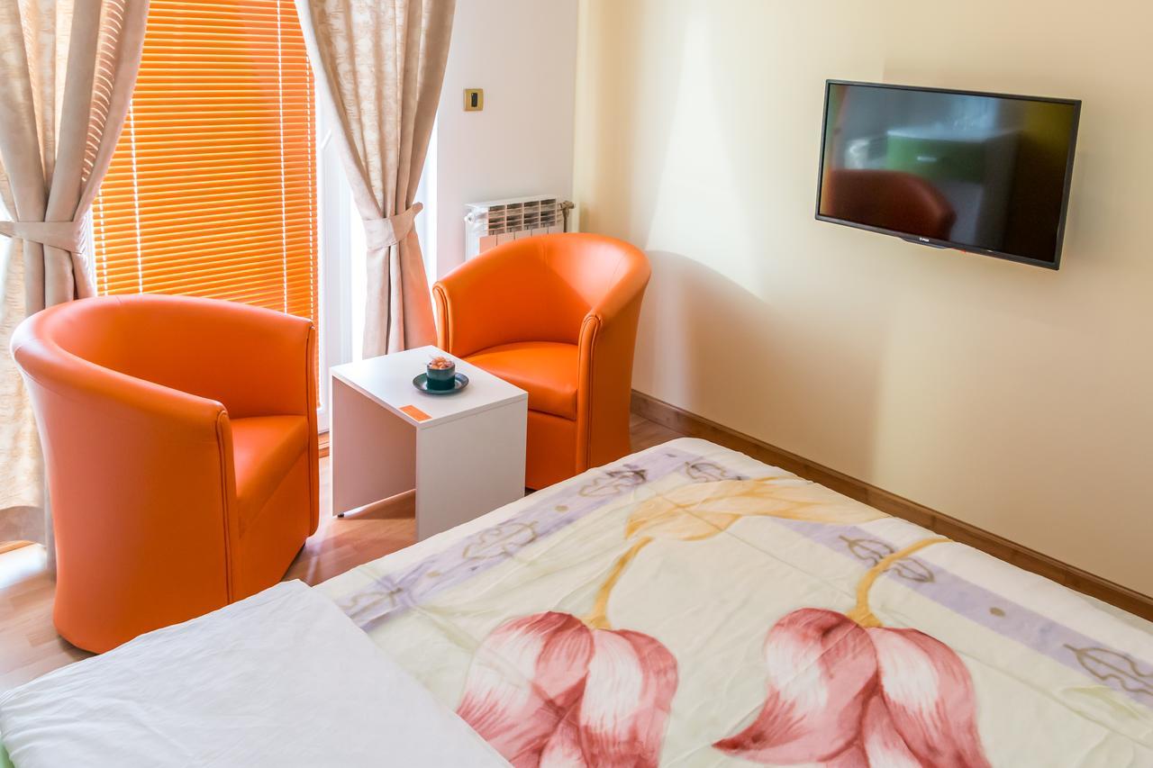 Kalanj Apartmani I Sobe Belgrad Exteriör bild