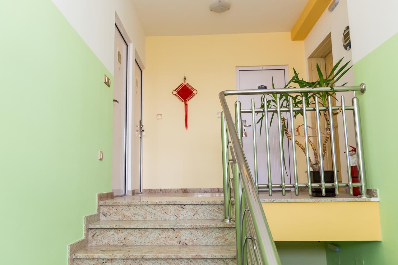 Kalanj Apartmani I Sobe Belgrad Exteriör bild